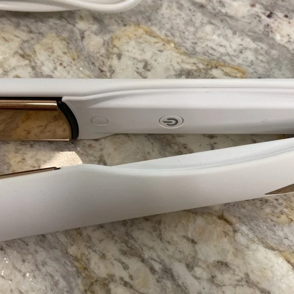 EUC Kristin Ess White Flat Iron, 3-in-one, only used a few times, 1.25” - Picture 7 of 12